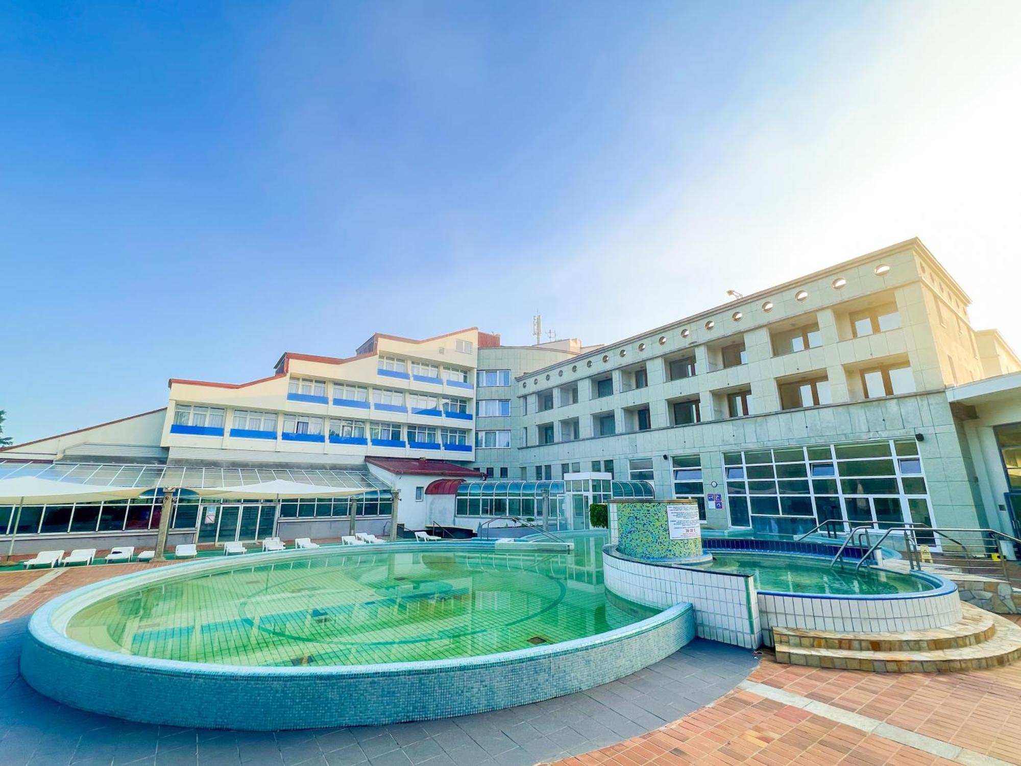 Thermal Resort Hotel Lendava Extérieur photo
